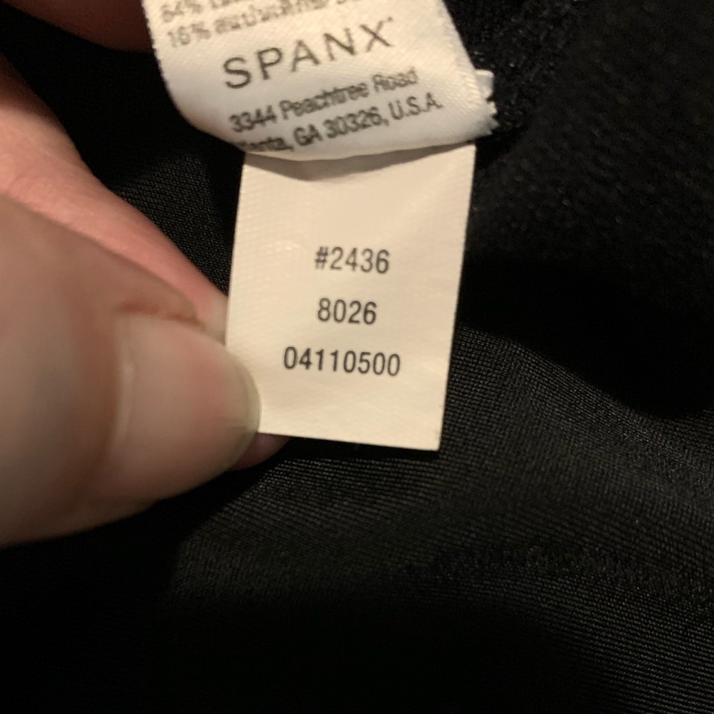 Spanx 2436 Ready to WOW Snakeskin Tuxedo Stripe Black size Medium leggings - Picture 10 of 10